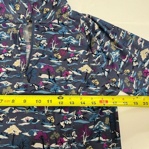 Ariat Tech 1/4 Zip Lowell Pullover Purple Blue Horse Print Athletic Top Size L - Picture 8 of 9